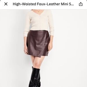 Old Navy High Waisted Faux Leather Skirt